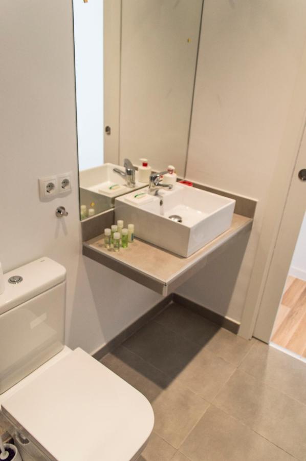 For You Rentals New Design Apartment Temporal Puerta Del Sol Pre10C Madrid Ngoại thất bức ảnh