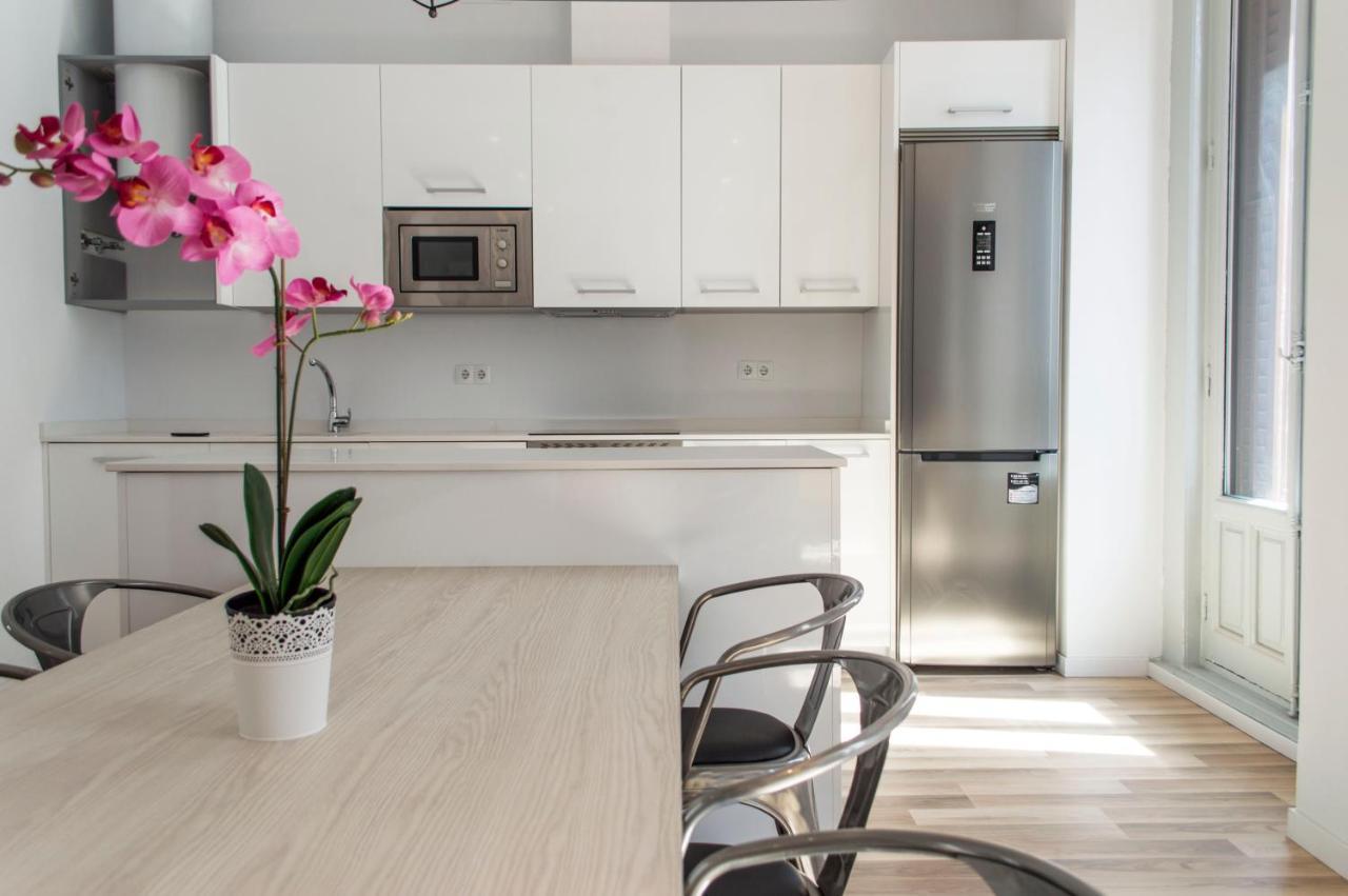 For You Rentals New Design Apartment Temporal Puerta Del Sol Pre10C Madrid Ngoại thất bức ảnh